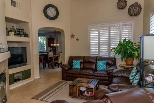 Just Listed! 1635 Monaco Ln 3bd/2ba Clovis Beauty! $284,999